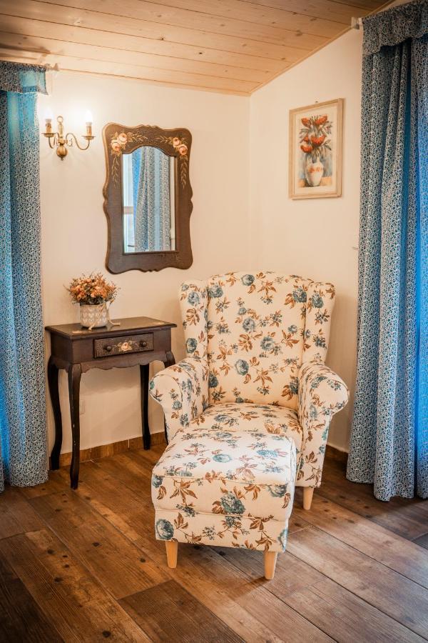 Penzion Primášé Dolni Vestonice Exteriér fotografie